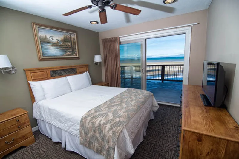 Penthouse, 2 Bedroom at The Beachcomber Inn